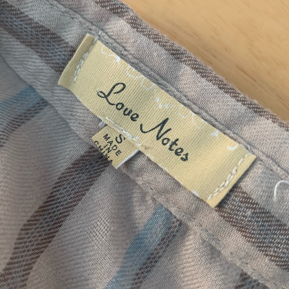 Love Notes Cropped Button Down - Picture 5 of 9
